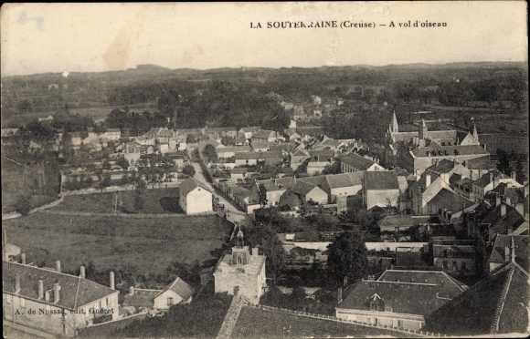 Ak La Souterraine Creuse, A vol d'oiseau, Panoramablick auf die Stadt