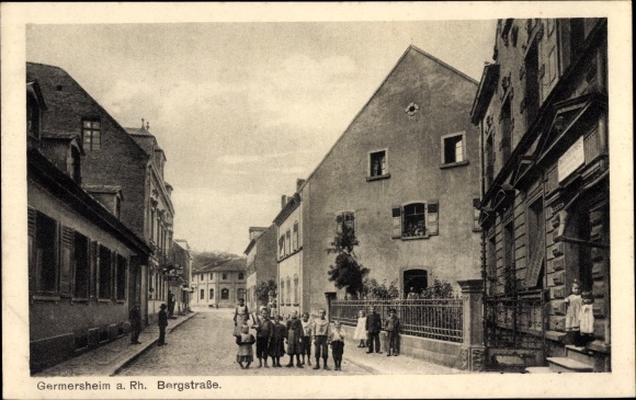 PC Germersheim Rhein, children in Bergstrasse