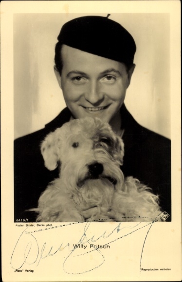 Postcard actor Willy Fritsch, portrait with terrier, autograph