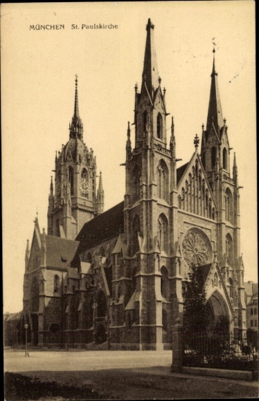 Postcard Munich, St. Paulskirche, street view