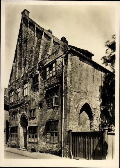11 old PCs Lüneburg, various views, architectural views