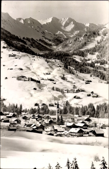 Postcard Mittelberg in Kleinwalsertal Vorarlberg, winter view