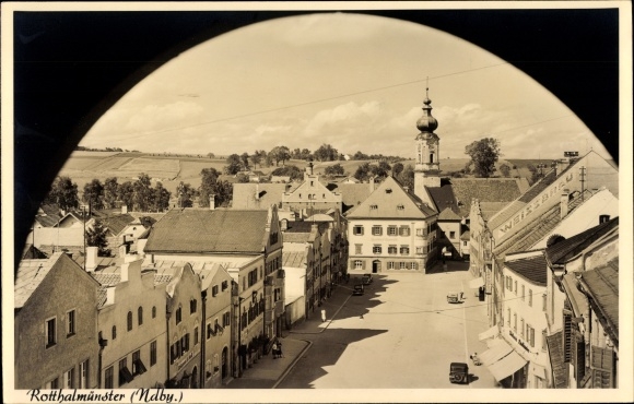 Foto Ak Rotthalmünster im Kreis Passau Niederbayern, Blick auf Stadt und Kirche, Gasthaus Herndl