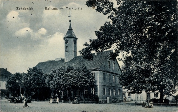 Postcard Zehdenick in der Mark, Town Hall, Market Square