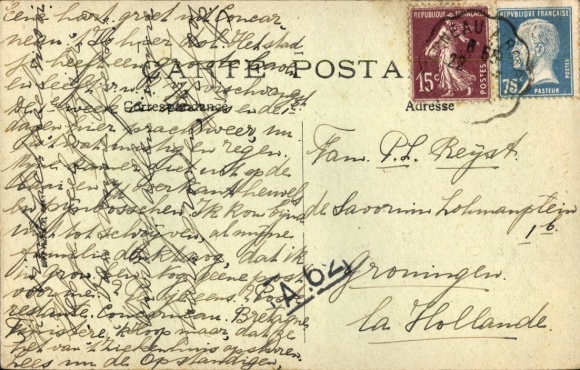 KP Concarneau Finistère, La Ville W pobliżu kościoła
