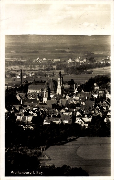 KP Weißenburg w środkowej Frankonii w Bawarii, widok na miasto, kościół, domy, okolica wiejska, Czarnogóra