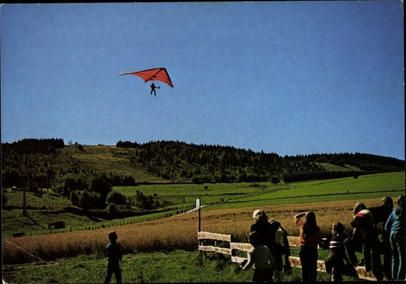 Postcard Willingen in the Upland Waldeck Hesse, hang gliders, spectators