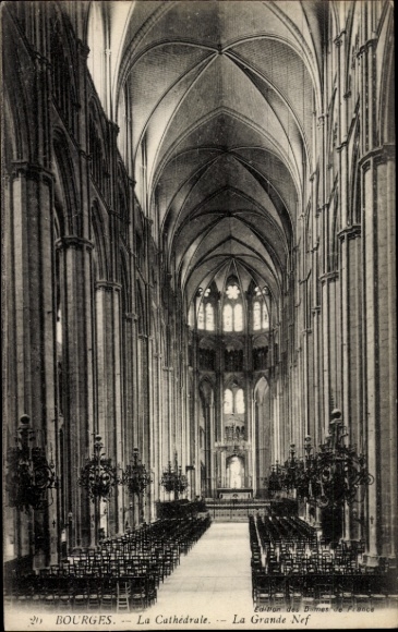 Postcard Bourges Cher, Cathedral, large nave, interior view, chairs