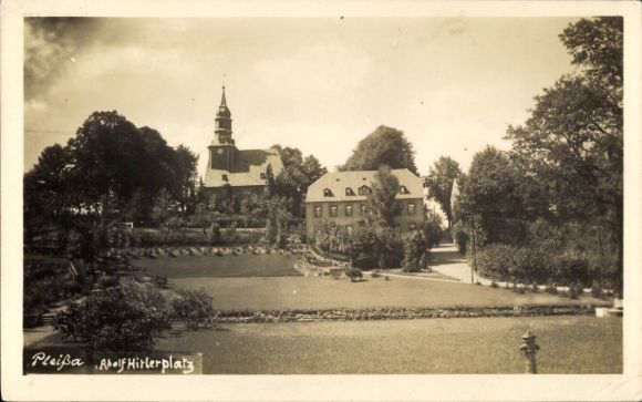 Foto Ak Pleißa Limbach Oberfrohna Sachsen, Adolf-Hitlerplatz