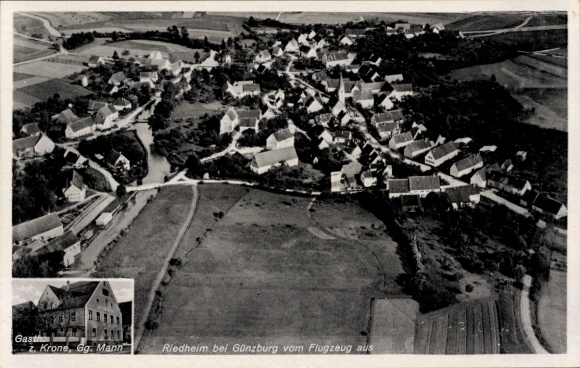 Ak Triberg badischer Schwarzwald, Luftaufnahme von Riedheim, Gasthaus 2. Krone, Gg. Mann