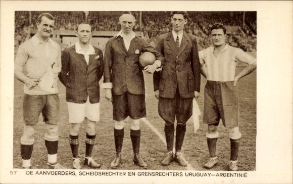 Postcard Olympic Games 1928, The Captains, Referees and Linesmen Uruguay Argentina