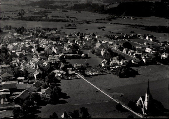 Postcard Sonthofen in Oberallgäu Swabia, The picture shows a black and white photograph of Sonthofen.