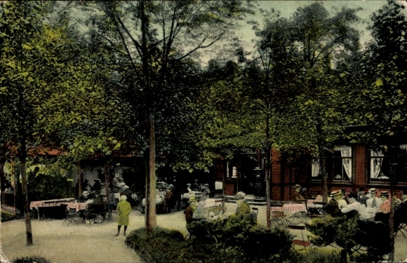 Ak Hain Oybin in Sachsen, Forsthaus Hayn, Inh. P. Frieser, Garten