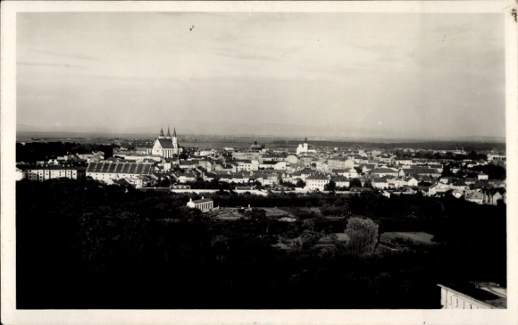 Ak Kroměříž Kremsier Region Zlin, Stadtansicht, Kirchen, Gebäude, Landschaft, -Foto