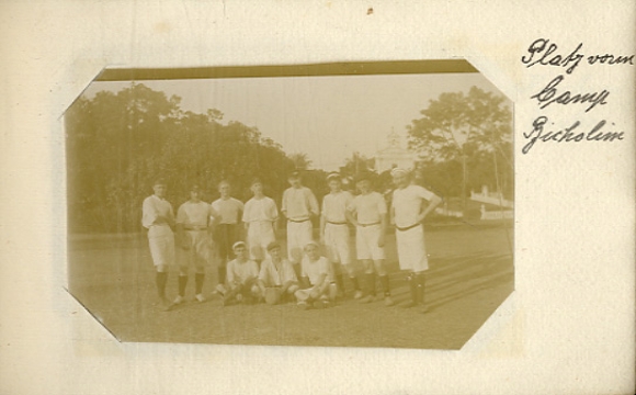 Photo album India Goa colonialism natives around 1900