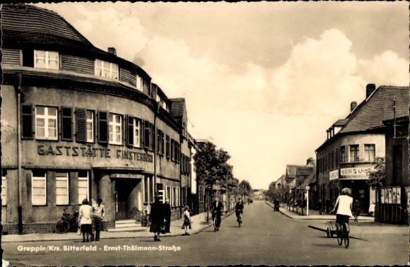 Ak Greppin Bitterfeld Wolfen Saksen-Anhalt, Restaurant Finsterb, Ernst-Thälmann-Straße, Straße m