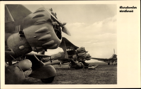PC Deutsche Luftwaffe, fighter plane, dive bomber Henschel Hs 123, dive bomber ready to start