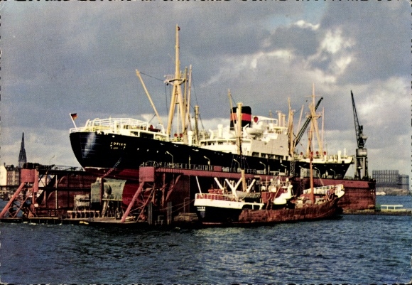 Postcard Hamburg, harbor section, docked ship