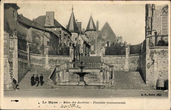 10 old PCs Le Mans Sarthe, various views