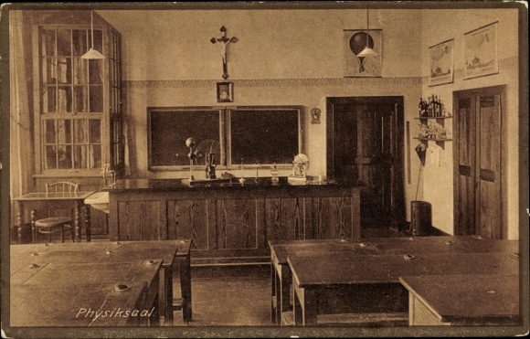 PC Eschweiler North Rhine-Westphalia, Monastery of Our Lady of Good Advice, Lyceum, interior view