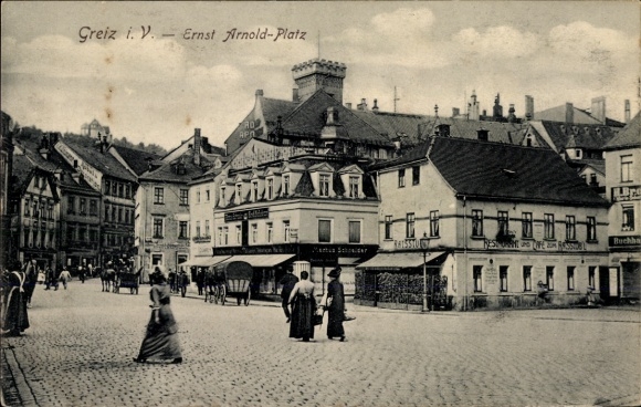 Ak Greiz im Vogtland Thüringen, Ernst Arnold-Platz,  Atmosphäre, Menschen in alten Kleidern, Pfer