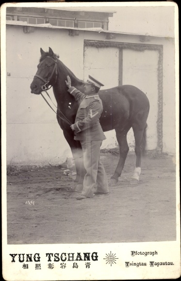 Cabinet photo Tsingtau Tapautau China, German soldier in uniform, horse