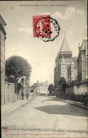 Postcard Gournay en Bray Seine Maritime, Rue St-Hildevert