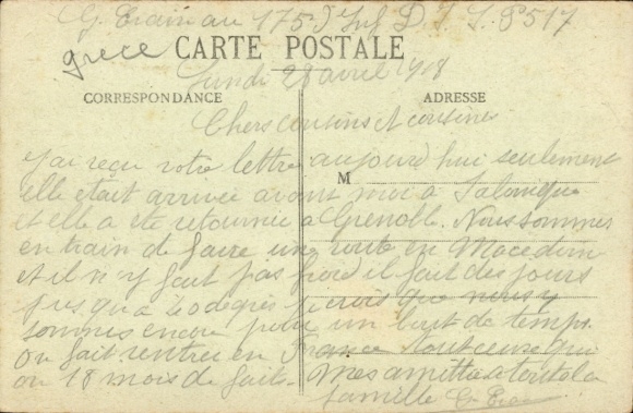 CPA Macedonie, women cassant des cailloux sur l route