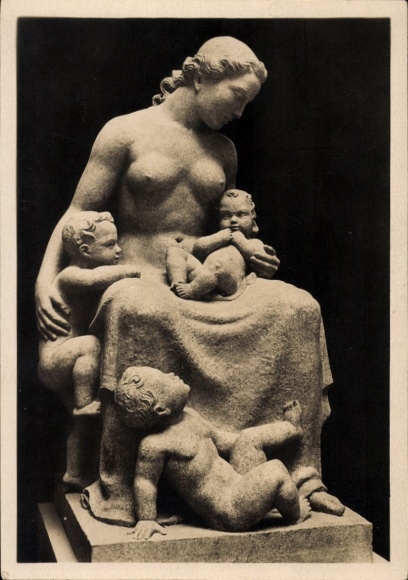 Postcard sculpture by Elsa Montag, mother, woman with children, infant, HDK 550