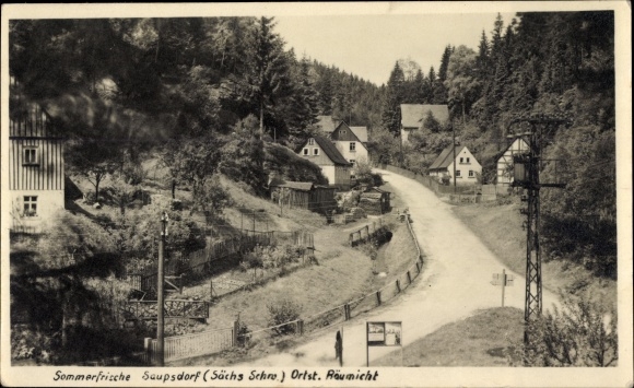 Photo Postcard Räumicht Saupsdorf Sebnitz in Saxony, street section