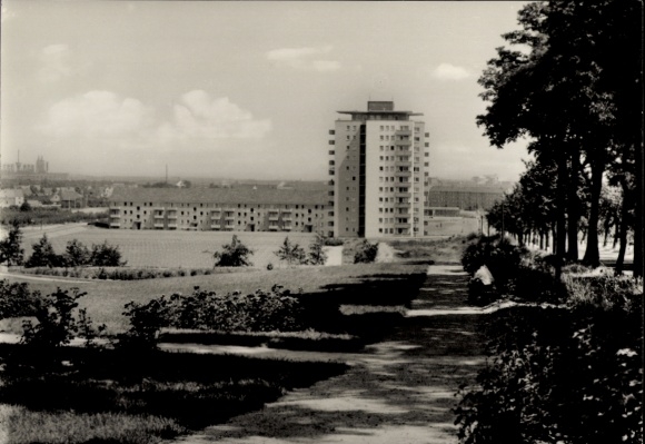 Ak Diehlo Eisenhüttenstadt in Brandenburg, Diehloer Höhe, Hochhaus
