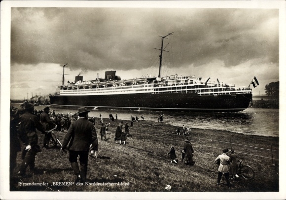 Postcard four-screw turbine express steamer Bremen, North German Lloyd