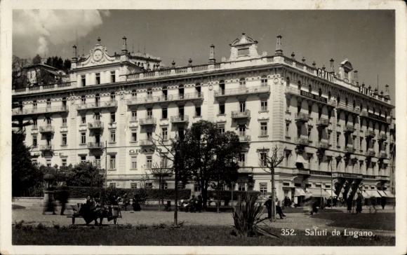 KP Lugano Kanton Ticino Szwajcaria, Grand Hotel, historyczna architektura, park, ludzie, piękno...