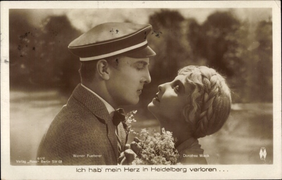 Postcard actor Werner Fuetterer, actress Dorothea Weck