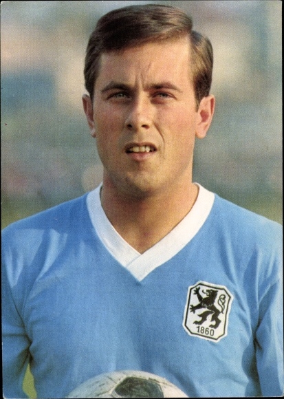 Postcard German soccer player Alfred Heiss, TSV 1860 Munich
