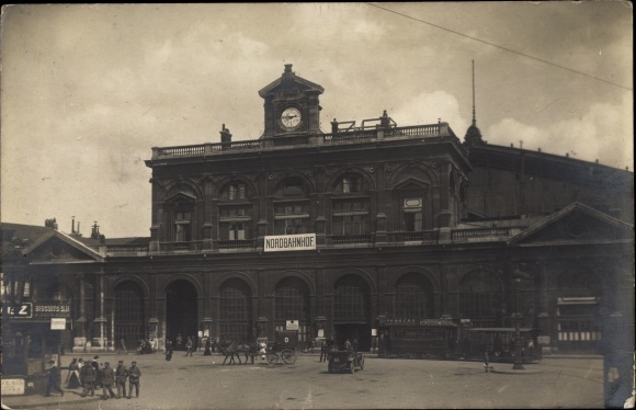 Postcard Lille Nord, Nordbahnhof, street side