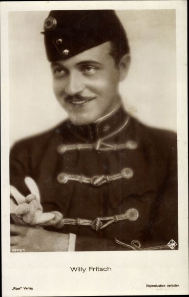 Ak Schauspieler Willy Fritsch, Ross Verlag 4005/1, Portrait in Uniform