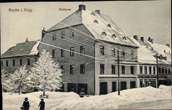 Ak Sayda im Erzgebirge, Rathaus im Winter
