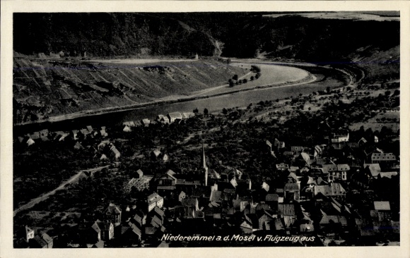 Ak Niederemmel Piesport an der Mosel, Fliegeraufnahme