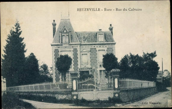 Postcard Beuzeville Eure, Rue de Calvaire