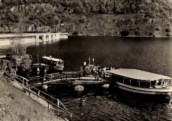 Postcard Hohenwarte Thuringia, excursion boat on the reservoir, in the background the dam wall