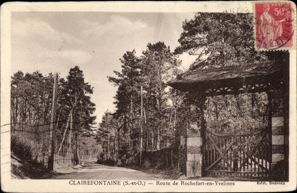 Postcard Clairefontaine Yvelines, Route de Rochefort