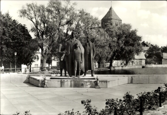 KP Teterow Mecklenburg, Pomnik przy stawie młyńskim, Eckhardt, Wolfgang