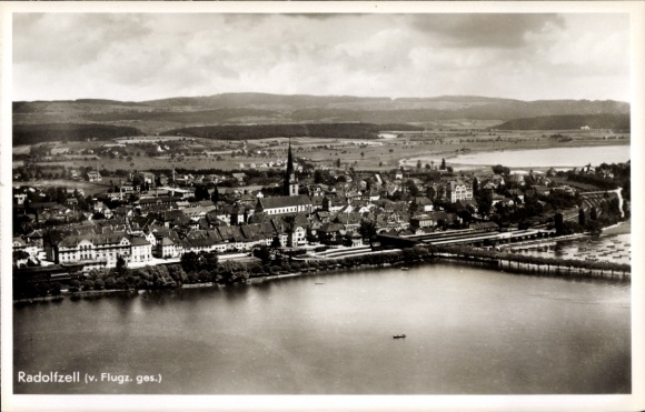 Ak Radolfzell am Bodensee, luchtfoto van de stad