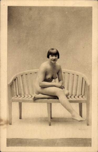 Ak Frauenakt, Portrait, Sitzbank