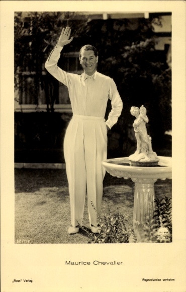 Ak Schauspieler Maurice Chevalier, Portrait, Brunnen