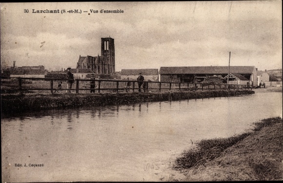 Postcard Larchant Seine-et-Marne, Overview