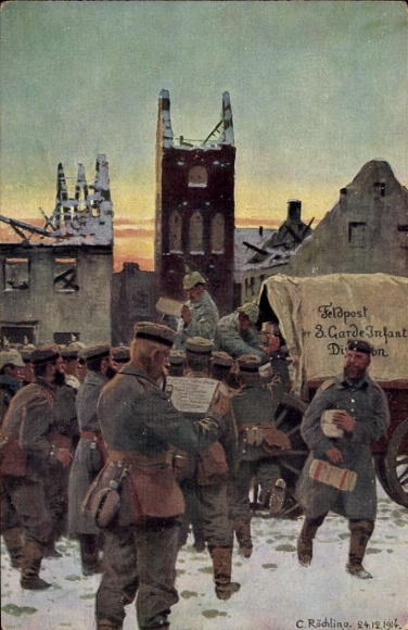 Artist Postcard Röchling, C., Arrival of gifts of love, soldiers, packages, field post 3rd Guards Inf. Div.