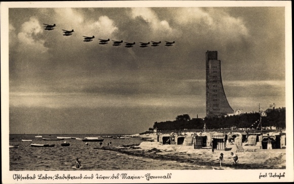 Ak Ostseebad Laboe, strand met zeemonument, watervliegtuigen
