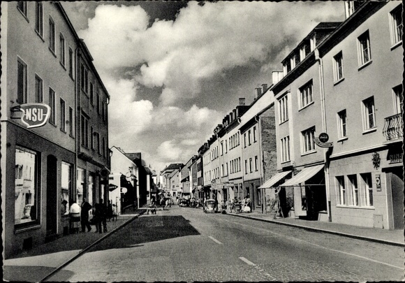 Ansichtkaart Bitburg in de Eifel, Tribergstrasse, winkels